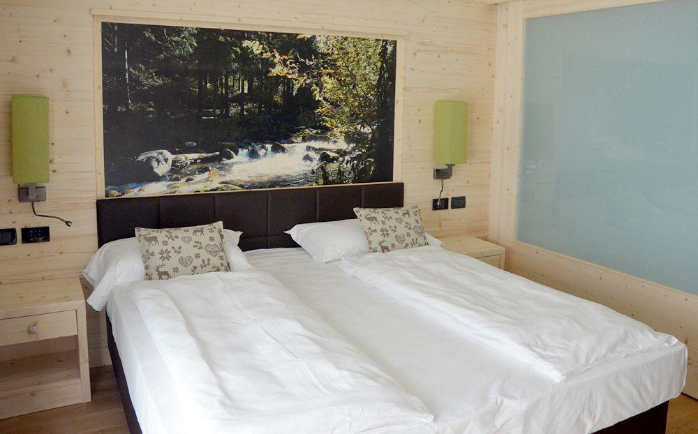 Alpholiday Dolomiti Wellness & Family Hotel Dimaro Exterior photo